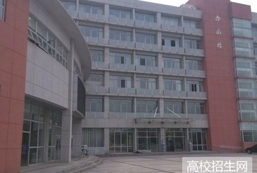 赤峰学院图片