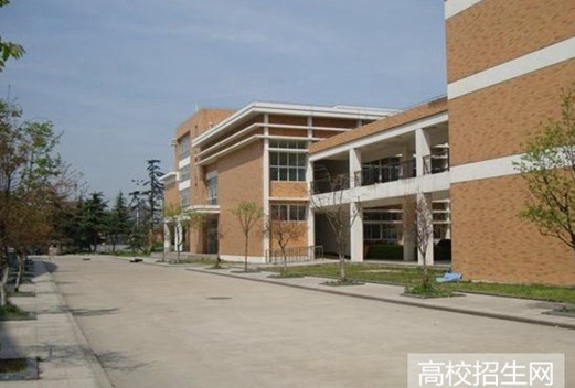 内蒙古工业大学图片