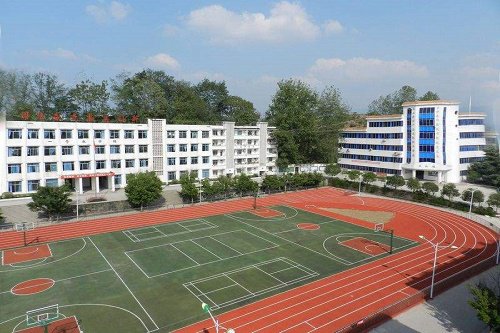 2020年铜仁市川硐农业中学学费多少钱