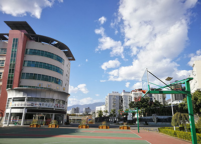 ææè±ç»è´¸ææ¸¸å­¦æ ¡