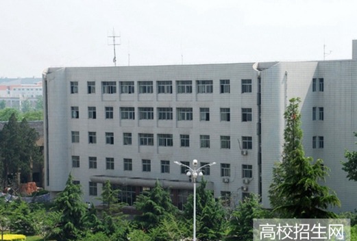 河南师范大学新联学院图片