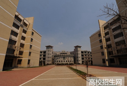 辽宁科技大学图片