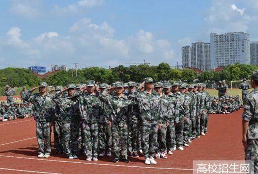 硅湖职业技术学院图片