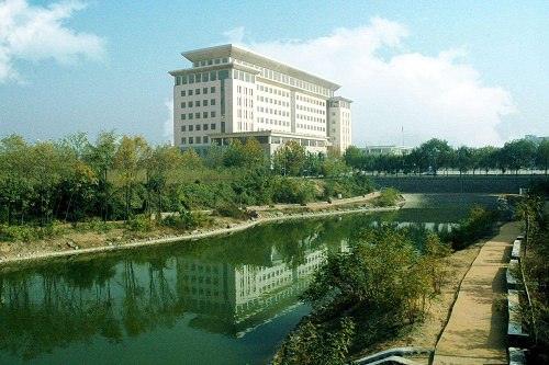 贵阳铁路运输学校宿舍是几人间