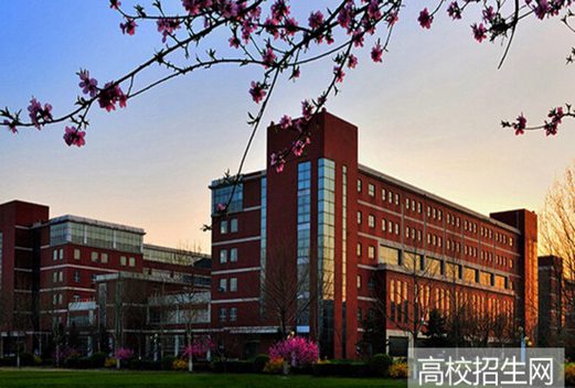 河北大学图片