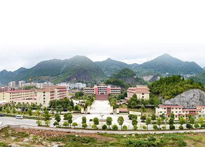 学校建筑.jpg