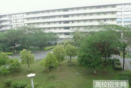 赤峰学院图片