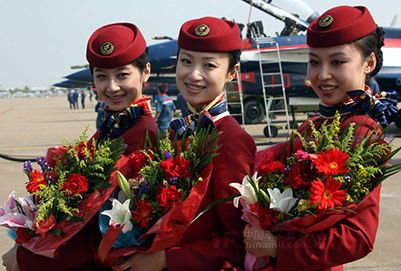 初中毕业读贵阳航空乘务专业怎么样?