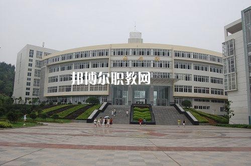 四川建筑技工学校2020年报名条件、招生要求、招生对象