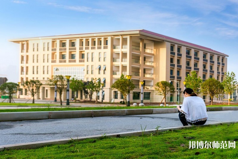 泸州职业技术师范学院招生办联系电话