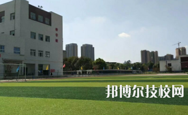 成都圣亚技工学校2020年招生办联系电话