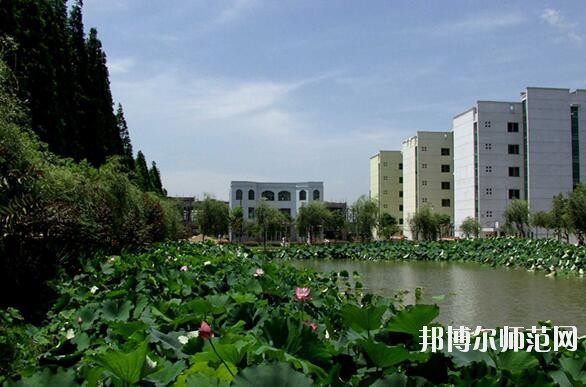 南昌大学共青师范学院招生办联系电话