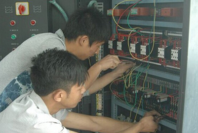 宜宾县柳嘉职业技术学校电机控制实验室