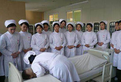 初中生在贵阳卫生学校学习护理专业如何