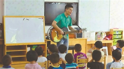 初中毕业的男生可以学习幼师专业吗