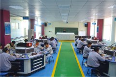 云南省玉溪工业财贸学校机电技术专业