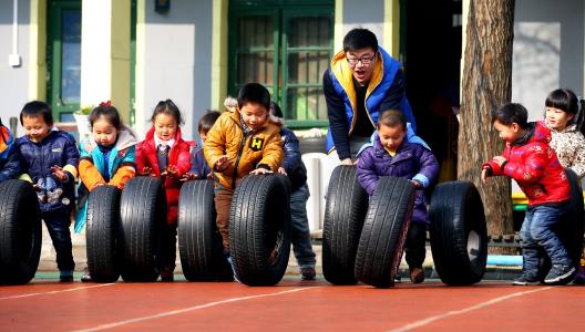 成都现今社会男幼师好找工作吗