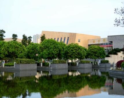 四川省旅游学校图片