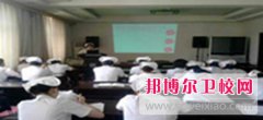 男孩子初中毕业读成都的什么卫校好